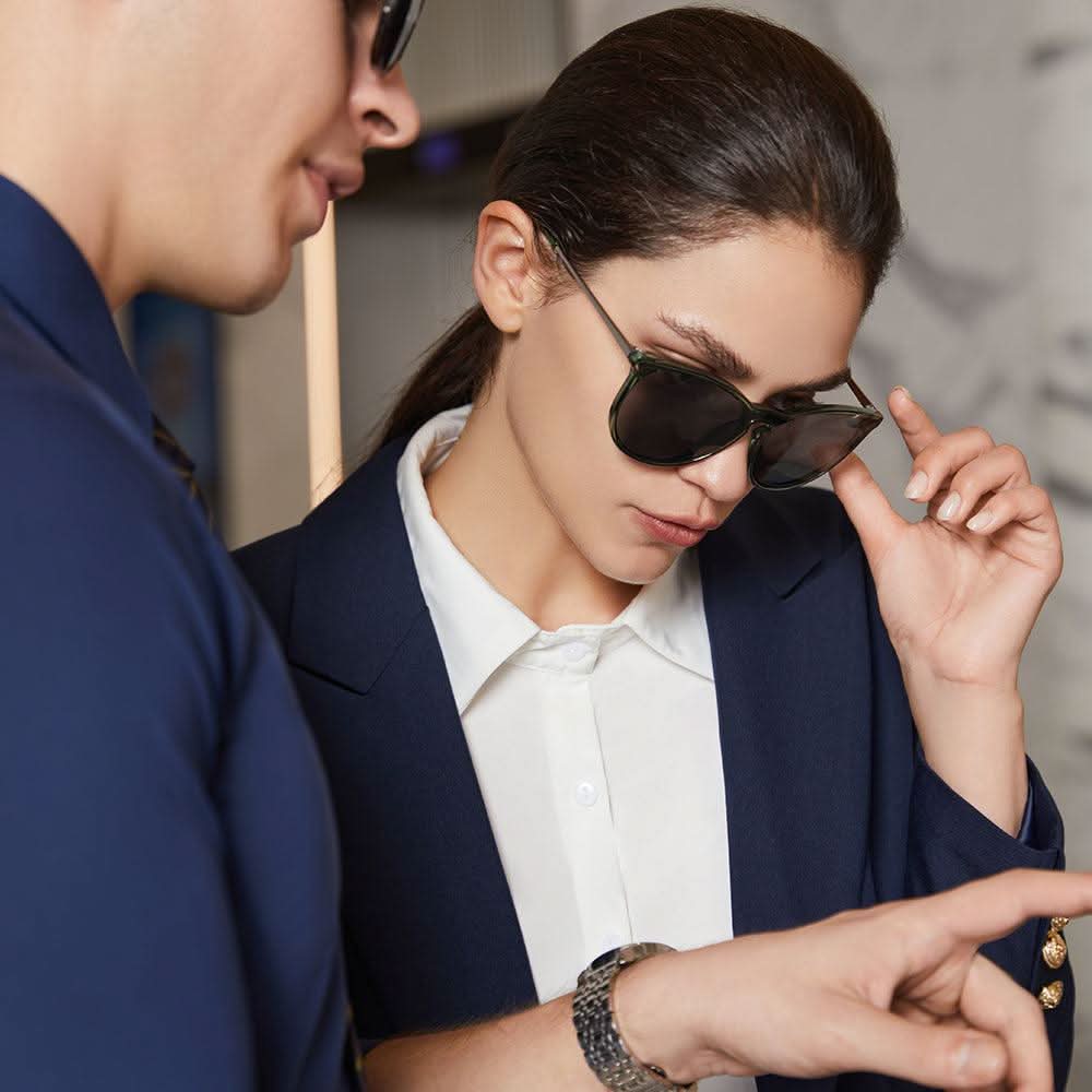 Dollger Retro Chic Minimalist Sunglasses