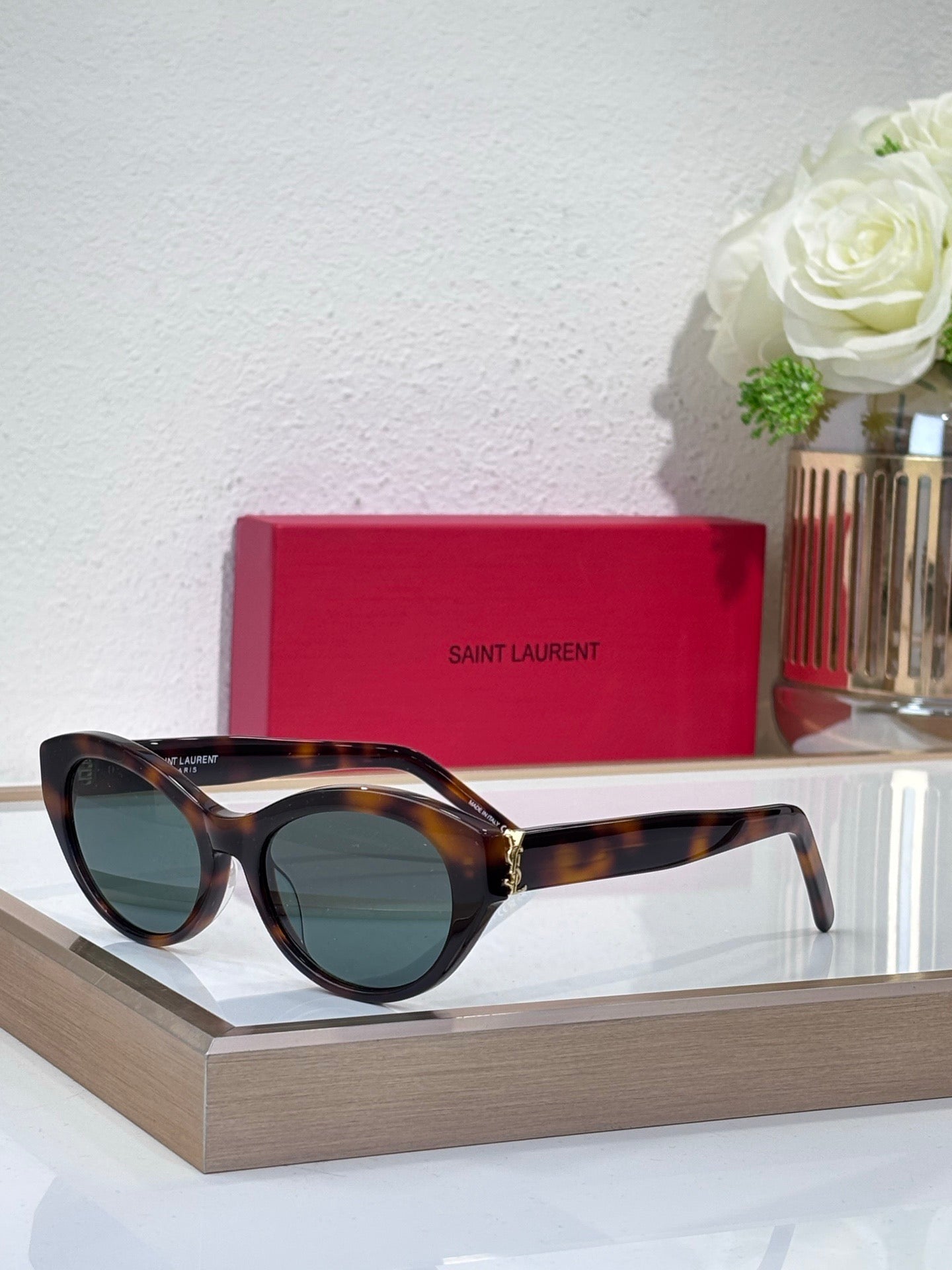 Fashion hot 4 color sunglasses